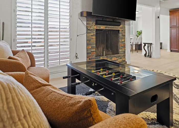 Holiday home Refreshing Pool Hot Tub Game Sleeps 8 *