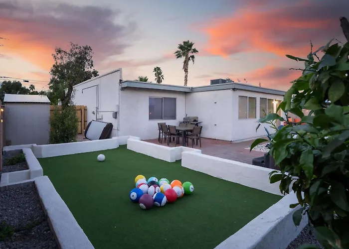 Refreshing Pool Hot Tub Game Sleeps 8 * Scottsdale