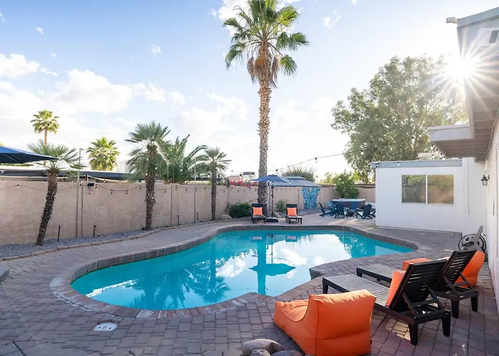 Holiday home Refreshing Pool Hot Tub Game Sleeps 8 *