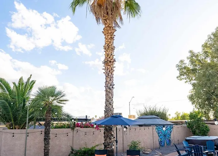 Refreshing Pool Hot Tub Game Sleeps 8 Holiday home Scottsdale